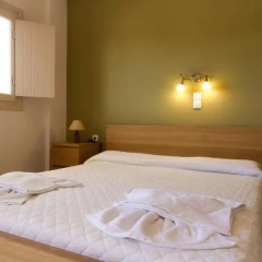 Hotel Rena комната для гостей