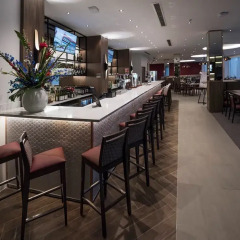 Отель Hilton Garden Inn Manchester Emirates Old Trafford гостиничный бар