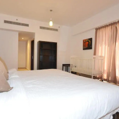 Отель Vacation Holiday Homes - Jumeirah Beach Residences комната для гостей фото 5