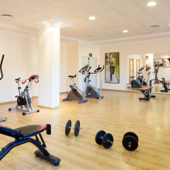 Отель Blue Sea Puerto Resort Испания, Пуэрто-де-ла-Круc - отзывы, цены и фото номеров - забронировать отель Blue Sea Puerto Resort онлайн фитнесс-зал
