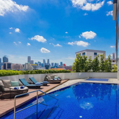 Отель Hilton Garden Inn Singapore Serangoon бассейн фото 2