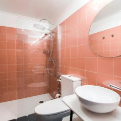 Отель Petit Palace Puerta de Triana 3* Четырехместный номер с различными типами кроватей фото 4