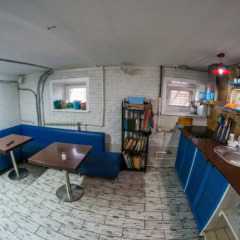 Гостиница Хостел Хабаровск B&B в Хабаровске 8 отзывов об отеле, цены и фото номеров - забронировать гостиницу Хостел Хабаровск B&B онлайн гостиничный бар фото 2