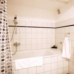 Отель Messeappartements Stresemann-Haus ванная