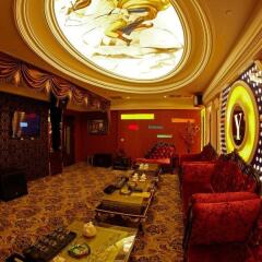 Yuhuagong Hotel развлечения