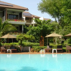 Отель Birds & Bees Resort бассейн фото 2
