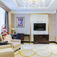 Гостиница The St. Regis Moscow Nikolskaya 5* Улучшенный номер с различными типами кроватей фото 3