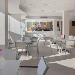 Hotel RH Vinaros Aura гостиничный бар фото 2