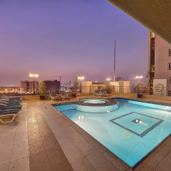 Grandeur Hotel бассейн фото 2
