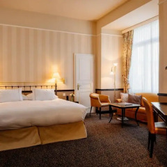 Small Luxury Hotel Ambassador Zürich 4* Улучшенный номер плюс с различными типами кроватей