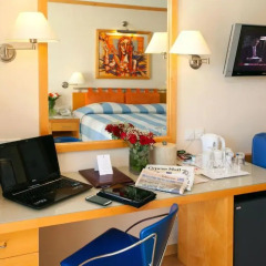 Отель St Raphael Resort & Marina 5* Представительский номер с различными типами кроватей фото 4