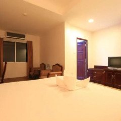 Отель Pattaya Hiso Hotel Таиланд, Паттайя - отзывы, цены и фото номеров - забронировать отель Pattaya Hiso Hotel онлайн комната для гостей фото 7