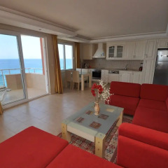 Отель Alden 3 European Residential комната для гостей