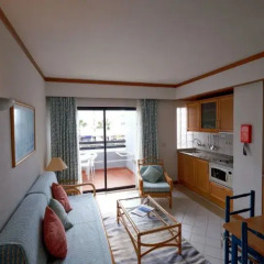 Muthu Oura Praia Hotel 4* Улучшенный номер с различными типами кроватей