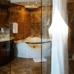 Гостиница Moscow Holiday 4* Президентские люксы с различными типами кроватей фото 5