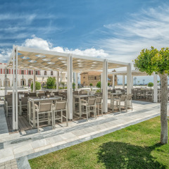 Отель Phoenix Hotel Греция, Закинф - отзывы, цены и фото номеров - забронировать отель Phoenix Hotel онлайн гостиничный бар фото 2
