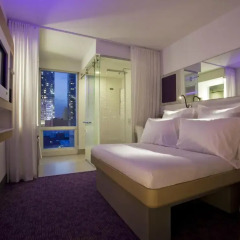Отель Yotel New York at Times Square 3* Номер категории Премиум с различными типами кроватей