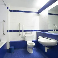 Отель Travelodge London Ilford ванная