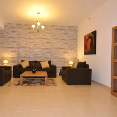 Отель Vacation Holiday Homes - Jumeirah Beach Residences интерьер отеля
