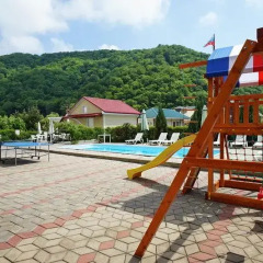 Гостиница Гостевой Дом Коттедж Солнечный в Ольгинке 1 отзыв об отеле, цены и фото номеров - забронировать гостиницу Гостевой Дом Коттедж Солнечный онлайн Ольгинка детские мероприятия фото 2