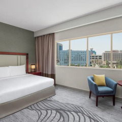 Отель Doubletree By Hilton Ras Al Khaimah комната для гостей фото 5