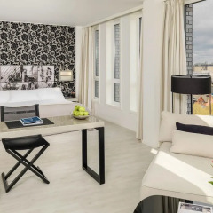 Отель H10 London Waterloo 4* Улучшенный люкс с различными типами кроватей