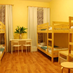 Хостел GooDHoliday Кровать в общем номере с двухъярусной кроватью