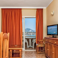 Отель Apartamentos Stella Maris Испания, Фуэнхирола - 1 отзыв об отеле, цены и фото номеров - забронировать отель Apartamentos Stella Maris онлайн комната для гостей фото 4