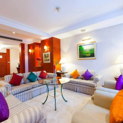 Отель Executive Club At Windsor Бангкок комната для гостей фото 18