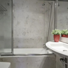 Отель BarcelonaForRent Eixample Suites Барселона ванная фото 2