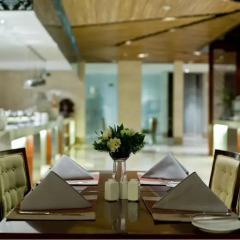 Отель DoubleTree by Hilton Shanghai Jing'an Китай, Шанхай - отзывы, цены и фото номеров - забронировать отель DoubleTree by Hilton Shanghai Jing'an онлайн питание фото 4
