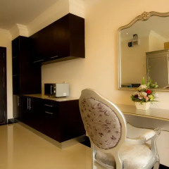 Отель LK Grand Living Place удобства в номере