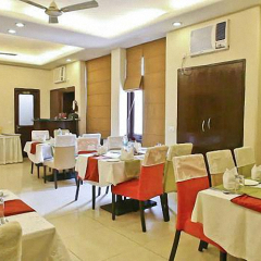 Отель Clarks Inn Kailash Colony питание