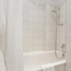 AZIMUT Hotel Kurfuerstendamm Berlin 3* Стандартный номер с различными типами кроватей фото 9