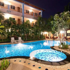 Отель Ampan Resort бассейн фото 3