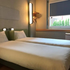 Отель ibis budget Zurich Airport Номер Twin с различными типами кроватей