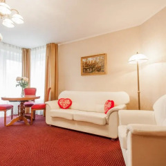 Гостиница Октябрьская 4* Номер Делюкс фото 5