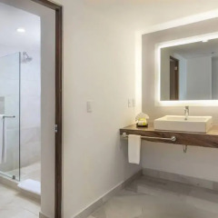 Отель Holiday Inn Resort Ixtapa All Inclusive ванная