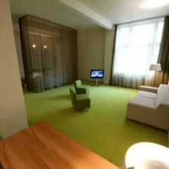 Отель Wyndham Garden Berlin Mitte 4* Люкс с 2 отдельными кроватями