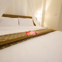Отель Namphung Phuket 3* Апартаменты с различными типами кроватей