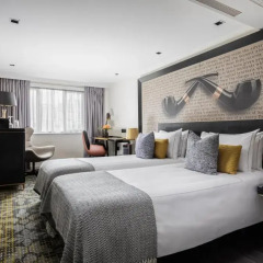 Holmes Hotel London 4* Улучшенный номер с различными типами кроватей