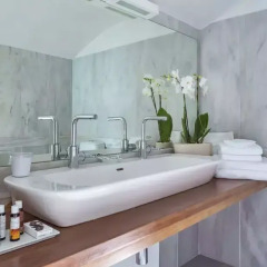 Canaves Oia Hotel ванная