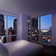 Отель Yotel New York at Times Square 3* Улучшенный номер с различными типами кроватей фото 6