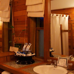 Отель Myanmar Treasure Resort Inle ванная