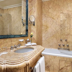 Hotel Danieli, a Luxury Collection Hotel, Venice 5* Стандартный номер с различными типами кроватей фото 7