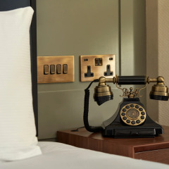100 Queen's Gate Hotel London, Curio Collection by Hilton удобства в номере