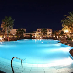 Europa Beach Hotel Гувес бассейн фото 2