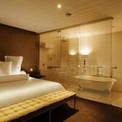 Hotel Emiliano комната для гостей