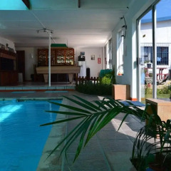 Отель Fisherhaven Traveller's Lodge бассейн фото 2