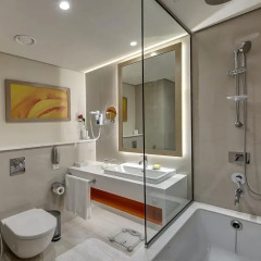 Al Khoory Atrium Hotel 4* Улучшенный номер с различными типами кроватей фото 4